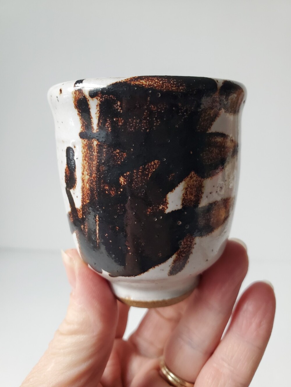 Signed Studio Pottery Pot Signed With an "S"